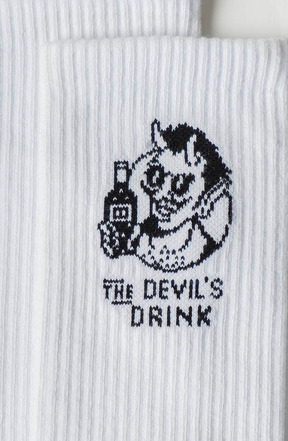 Chaussettes blanches « Devil Drinks