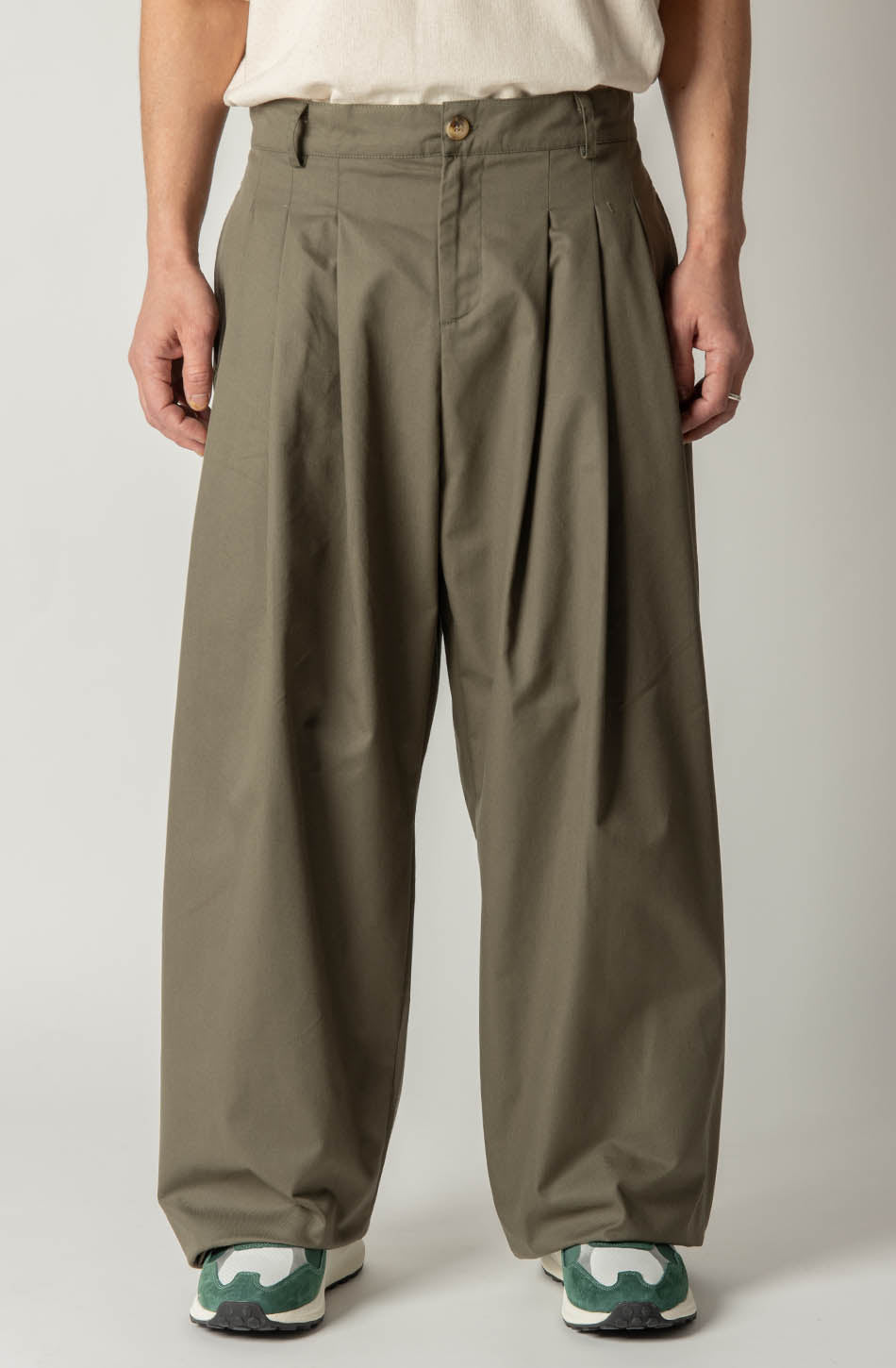 Pantalon militaire à jambe large de Norvège