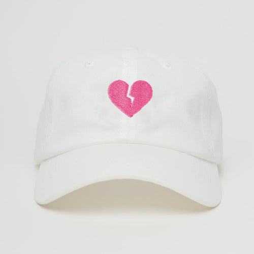 Gorra Broken Heart White