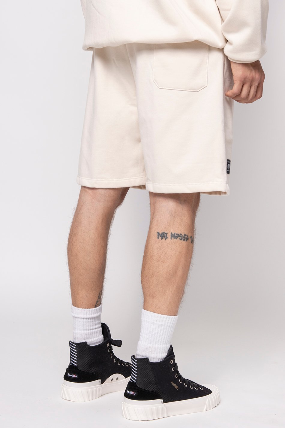 Bone Brutalism Bermudas